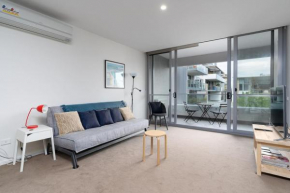 Kingston Foreshore with Garden View, Kingston